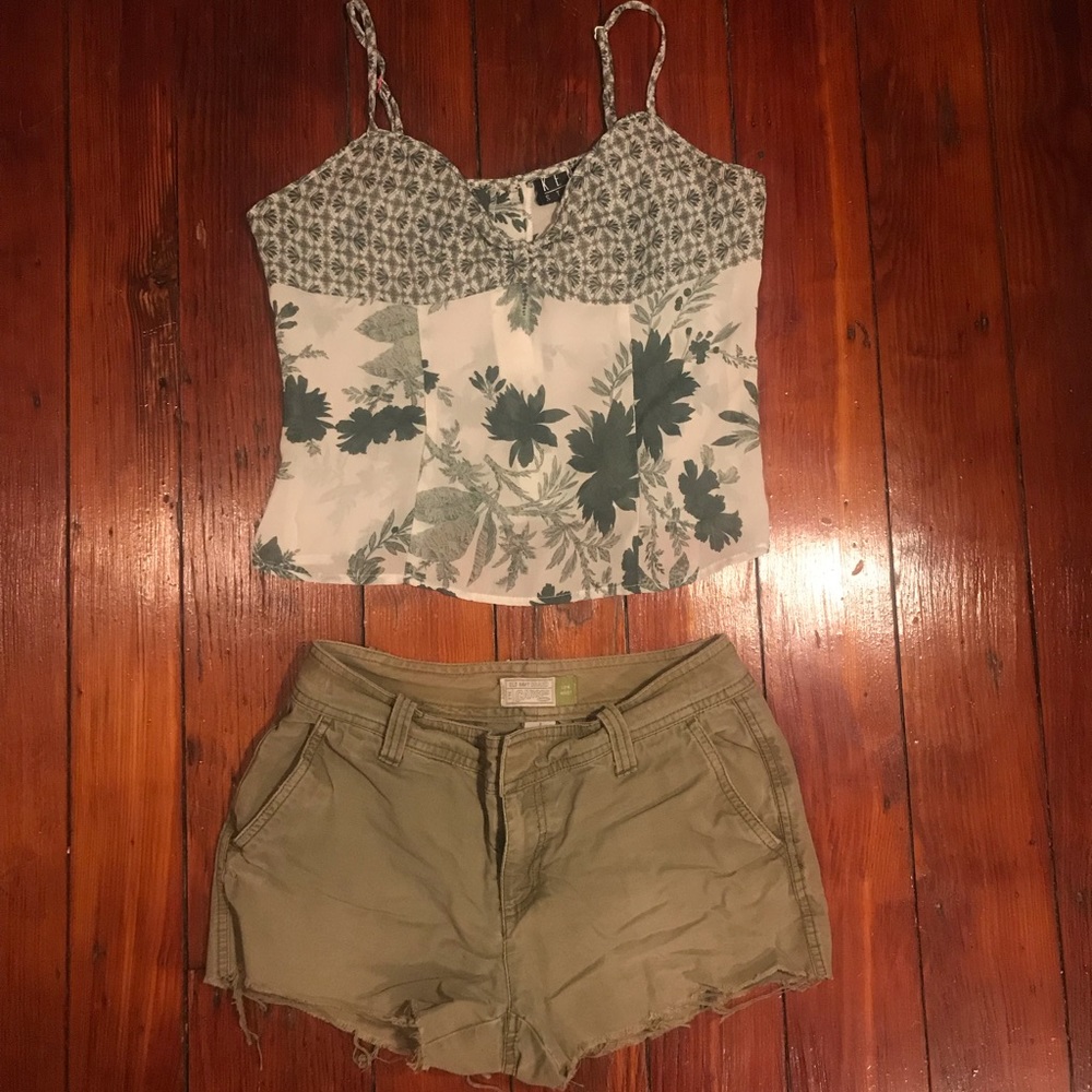 Sheer Tropical Leaves Tank & Cargo Shorts 🌿